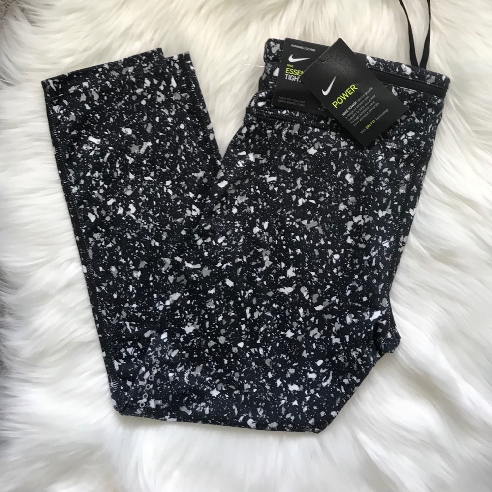 Nike leggings